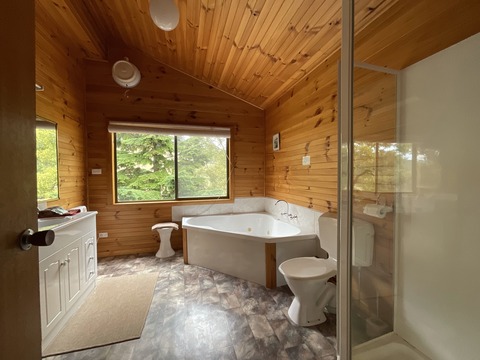 Suite with Spa near Cradle Mountain